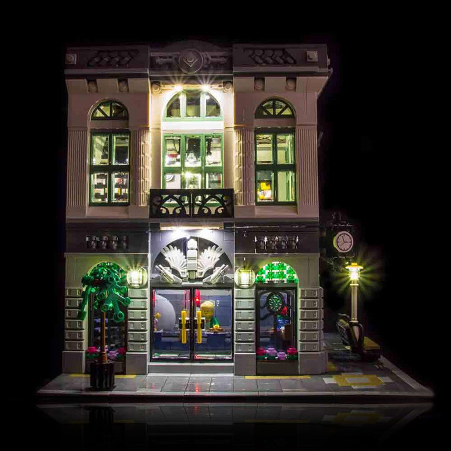 LED-Licht Bank Hauptgebäude StreetView#10251